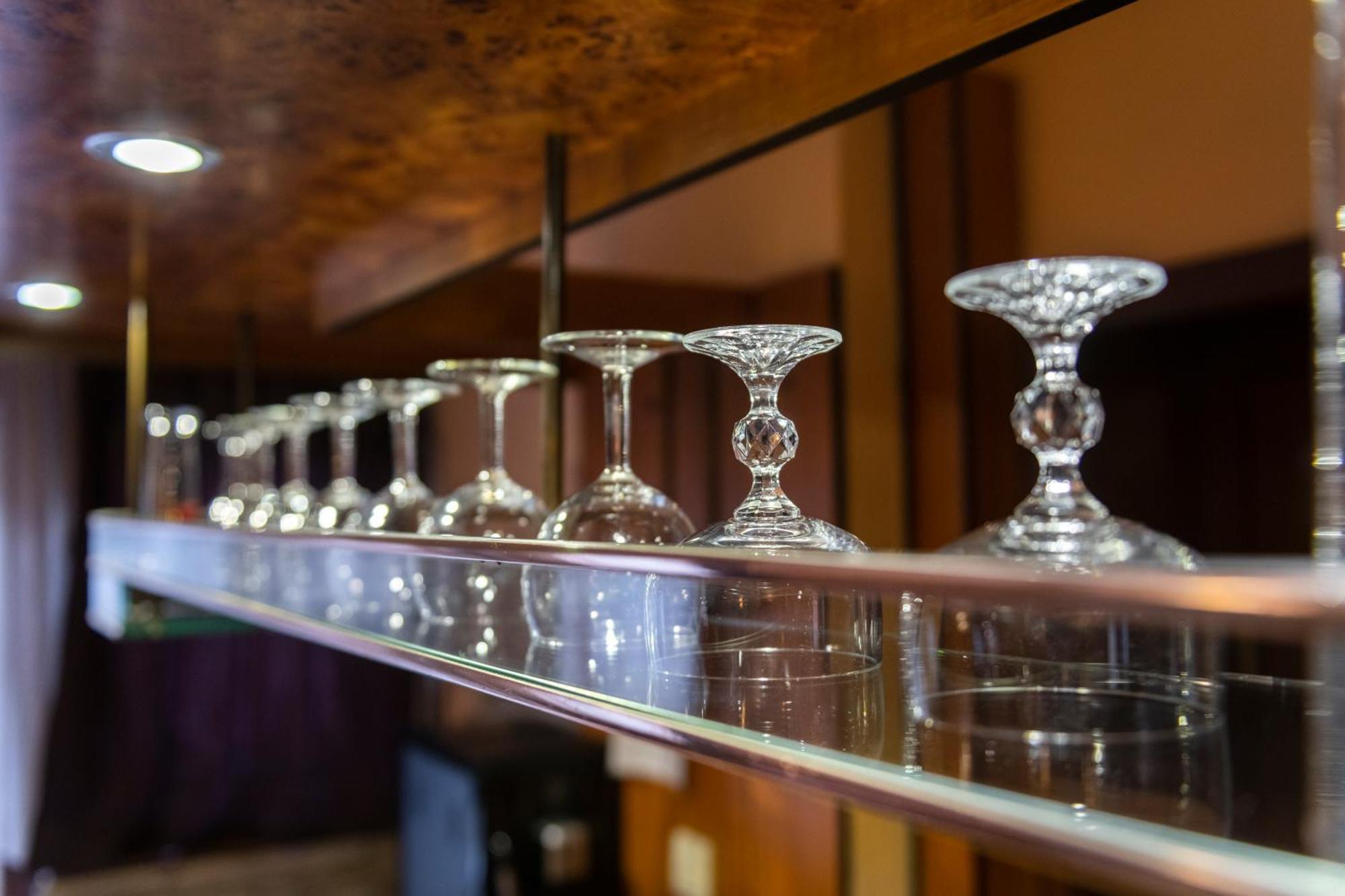 Hotel Kristal Gellert Hill Budapest Bagian luar foto